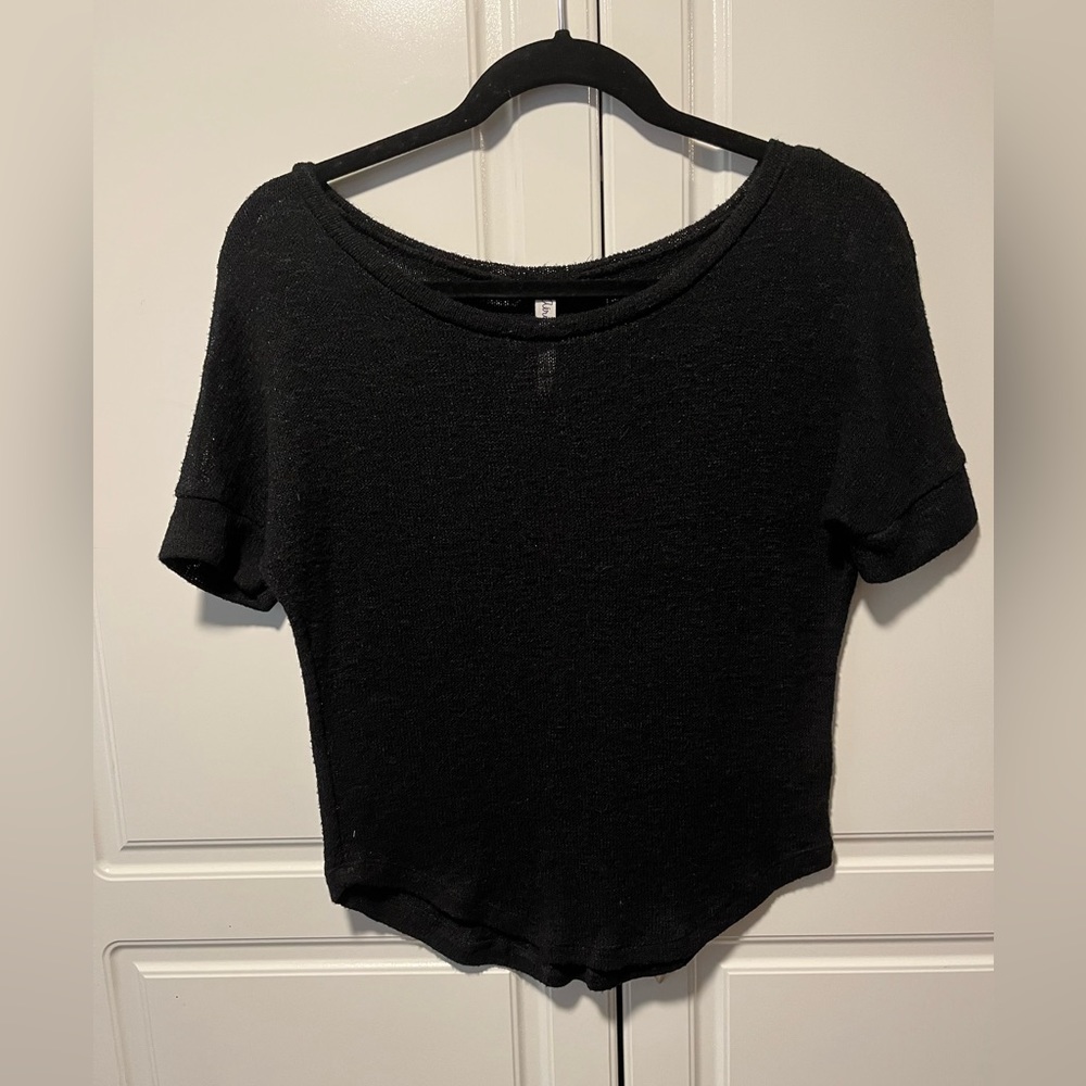 Black short sleeve sweater